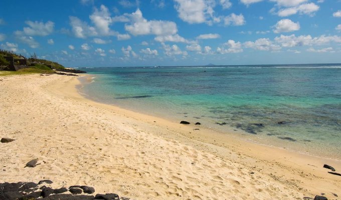 Location villa Ile Maurice pieds dans l'eau à Poste Lafayette avec personnel Cote Est