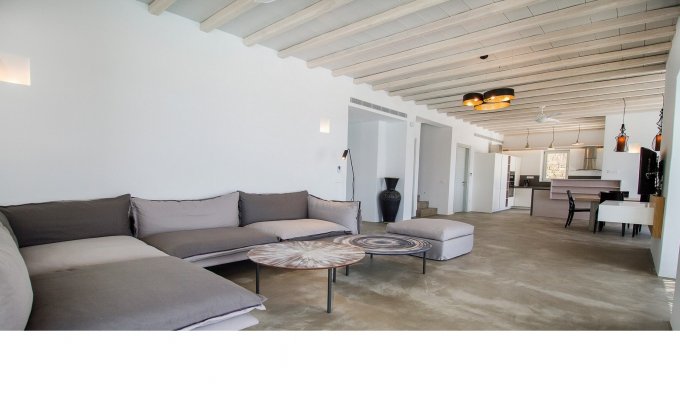 Grece Location Villa Mykonos avec piscine et à 300m de la belle plage d'Elia
