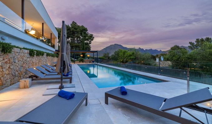 Iles Baleares Location villa luxe Majorque Port Pollensa piscine chauffée vue sur la baie