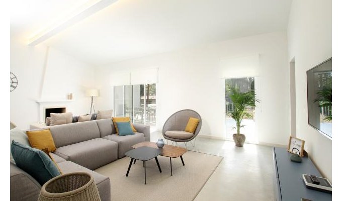Îles Baléares location villa luxe Majorque Pollença piscine privée proche plage 