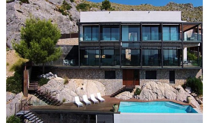 Iles Baléares Location villa luxe Majorque Pollença piscine privée vue mer