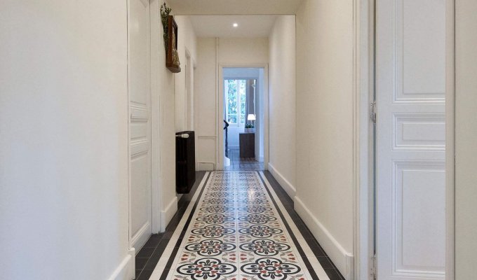 Avignon location villa luxe Provence avec piscine privee et personnel