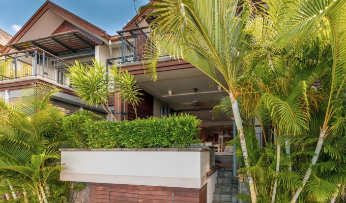 Ile Maurice Location Balise Marina Rivière Noire piscine vue su marina