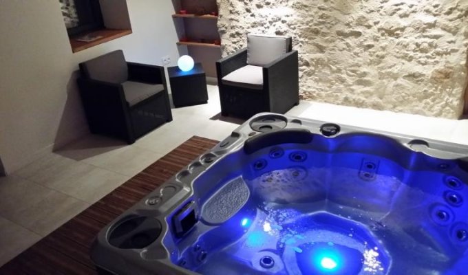 Vendee Location Villa Challans avec SPA pour groupe