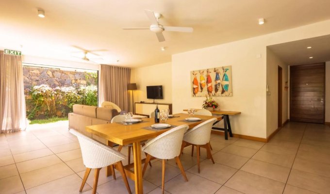 Location Villa Ile Maurice Riviere noire Plage de la Preneuse avec piscine privée en Residence avec restaurant