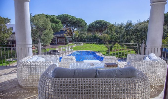 Terrasse couverte sur jardin