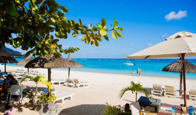Location villa Ile Maurice piscine privée et accès plage privée Grand Baie