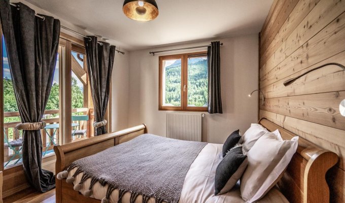 Location Chalet Luxe Serre Chevalier proche des pistes avec spa sauna et services de conciergerie