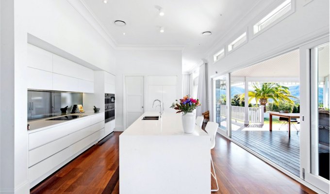 Location Villa de Luxe Mount Samson Australie avec salle de cinéma, piscine privée et grand espace 