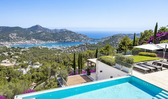 Iles Baleares Location Villa Prestige Majorque Port Andratx piscine chauffée, jacuzzi, sauna magnifique vue mer
