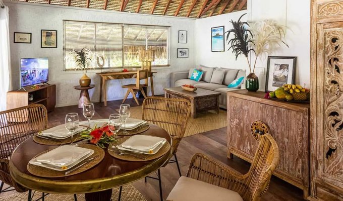 Location villa Bora Bora plage Matira A 10 m du lagon
