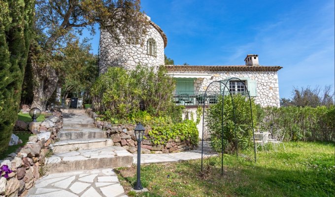 Cote d'Azur location villa Mandelieu-la-Napoule Cannes avec piscine privée