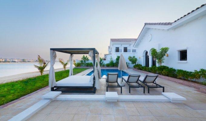 Location Villa Dubai Palm Jumeirah Piscine et Plage Privée