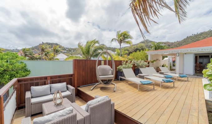 Location Villa St Barthelemy pieds dans l'eau plage de Flamands Piscine privée