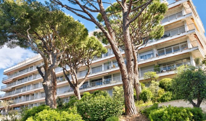 Location appartement Nice Mont Boron face mer piscine privée parking