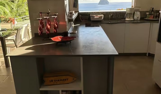 Le Diamant Location Villa Martinique avec piscine privée 300 m plage village et restaurants