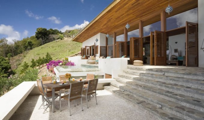 Location villa Bequia avec piscine à debordement et incroyable vue mer - Saint Vincent et les Grenadines - Caraibes -
