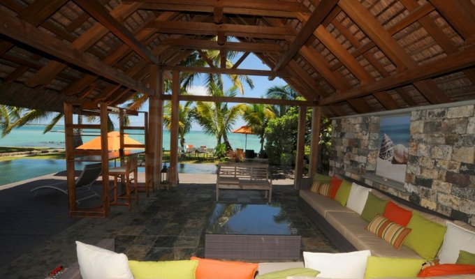 Location Villa Ile Maurice pieds dans l'eau Plage Belle Mare