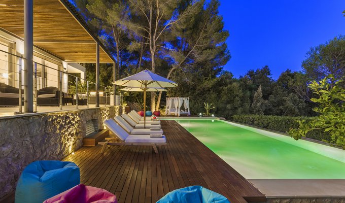 Iles Baléares Location villa luxe Majorque Pollença piscine privée 