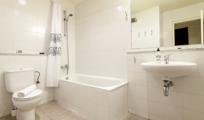 Location appartement barcelone Las Ramblas Wifi climatisation balcon