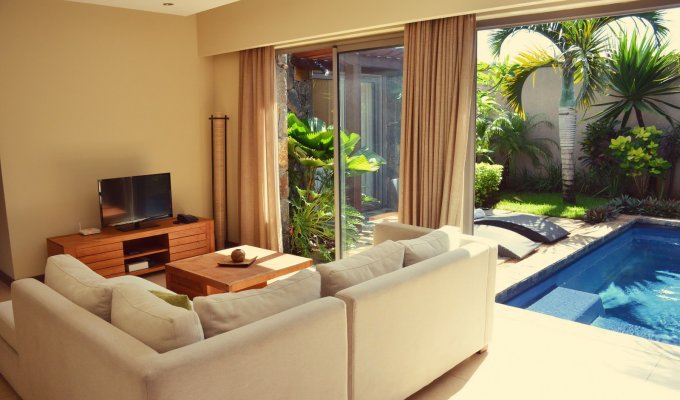 Location villa Ile Maurice Grand Baie plage 15 mins piscine et personnel