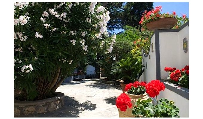 LOCATION CAPRI  - Maison de Vacances de Charme en zone résidentielle - Italie